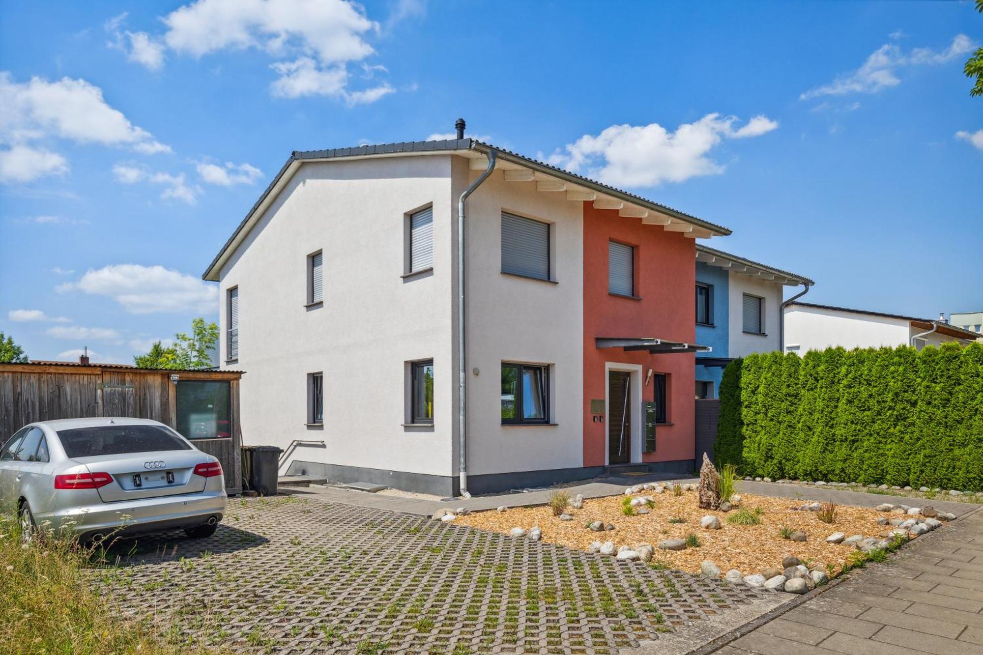 Fewo Moritz Mit Kleiner Terrasse Und Stellplatz Кобург Экстерьер фото